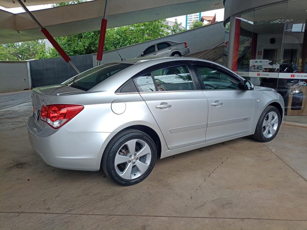 chevrolet-cruze-seda-6924844-54523106