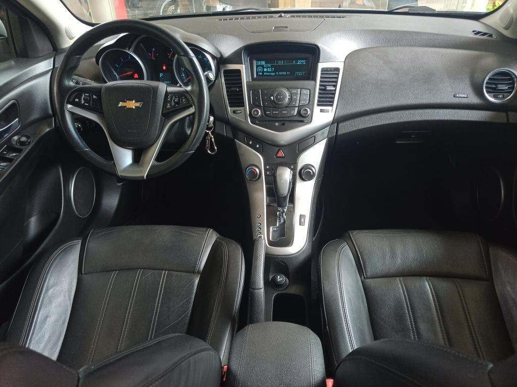 chevrolet-cruze-seda-6924844-54523138