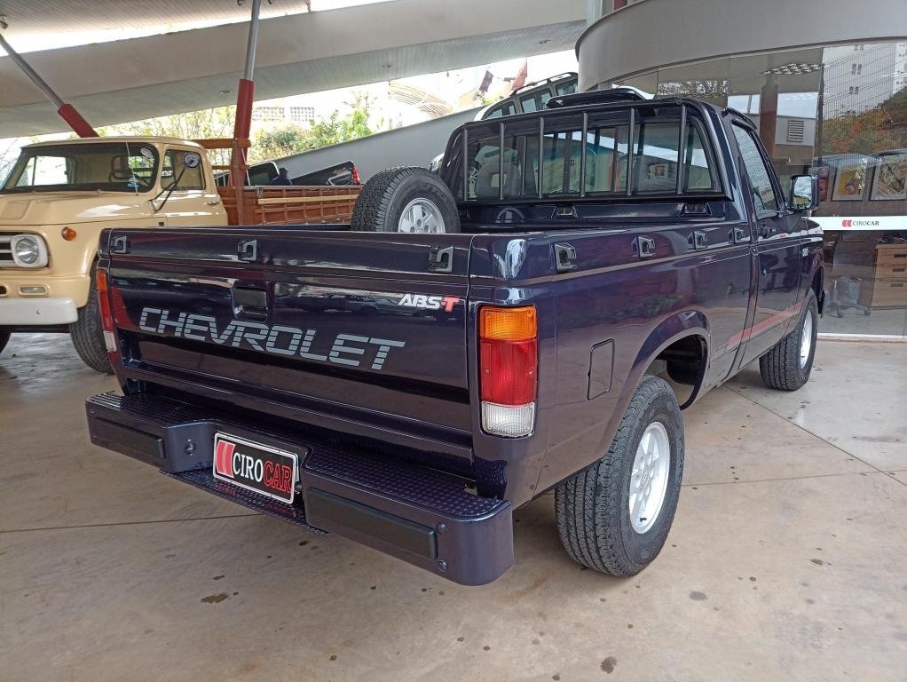 chevrolet-d20-4.0-di-6839671-52222010