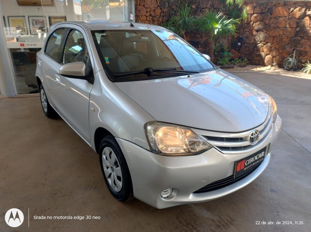 toyota-etios-hatch-1-7056852-57780742