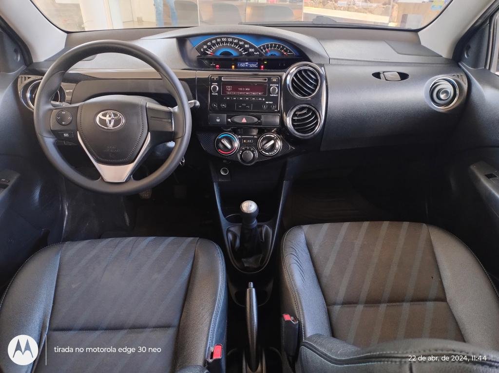 toyota-etios-hatch-1-7056852-57780752