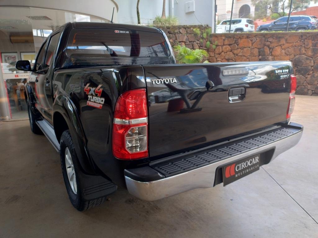 toyota-hilux-caminho-6959429-55351104