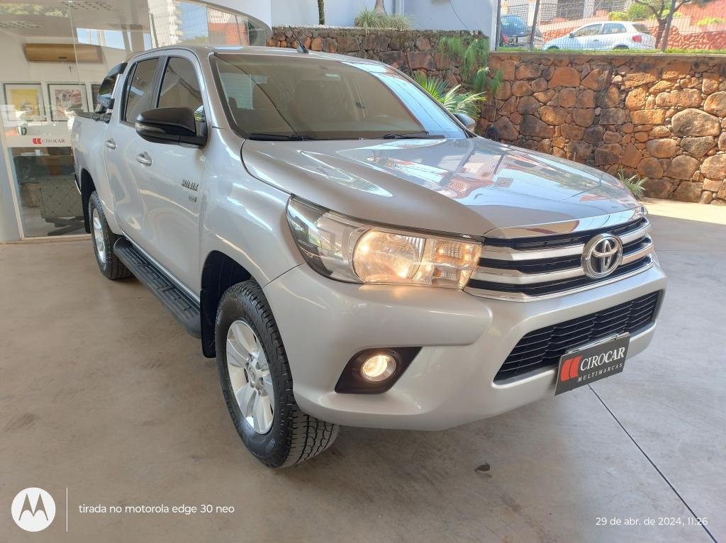 toyota-hilux-caminho-7056868-5779385