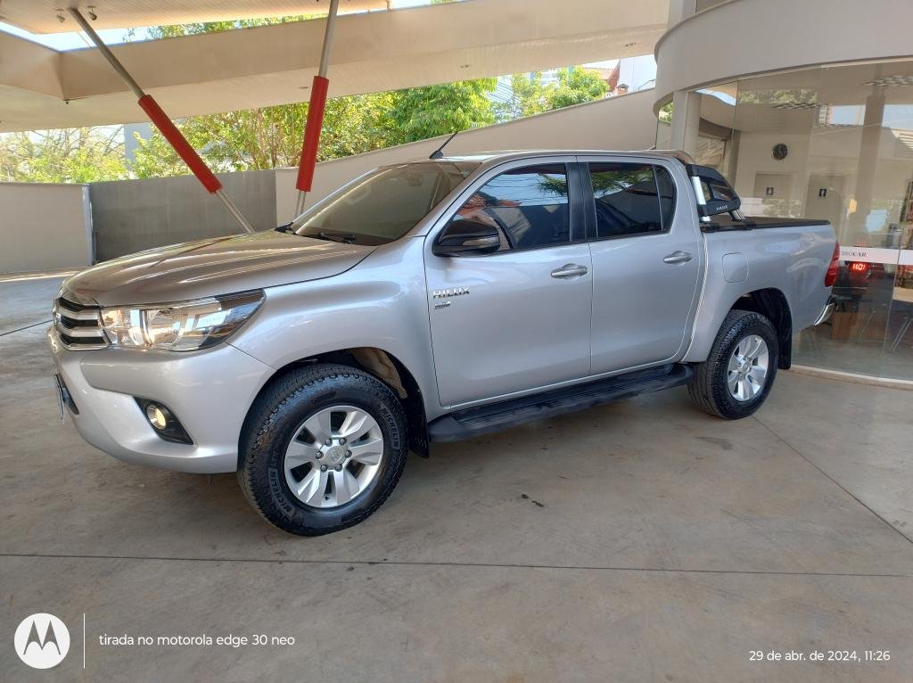 toyota-hilux-caminho-7056868-57793859