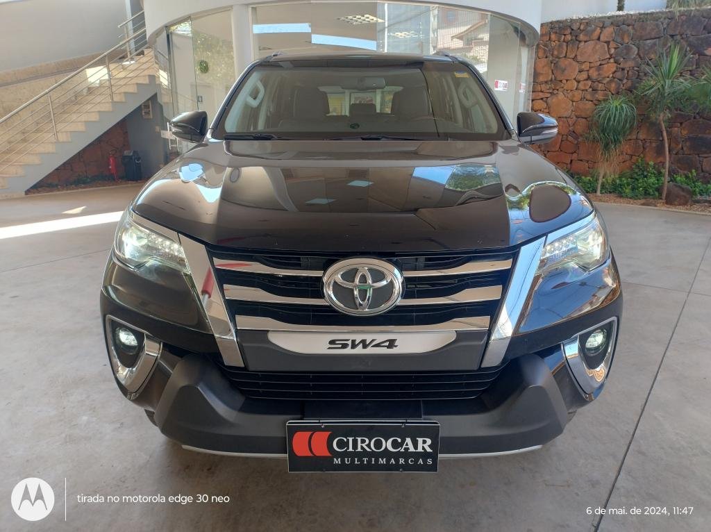 toyota-hilux-sw4-2.8-7061812-57922103