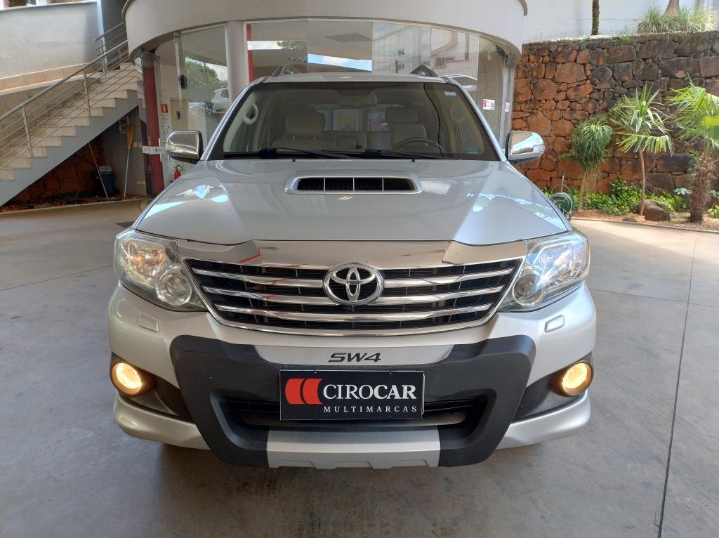 toyota-hilux-sw4-3.0-6959439-55351637